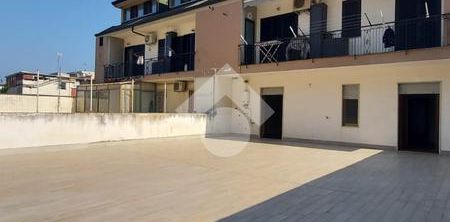 Quadrilocale in affitto - Photo 2
