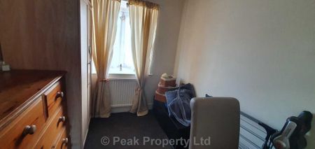 3 bedroom terraced house to rent - Photo 4