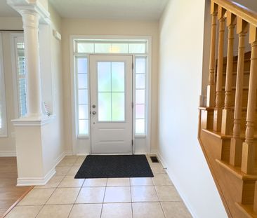 For Lease - 39 Pavlova Crescent, Richmond Hill, Ontario - Photo 1