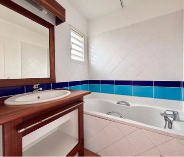 Location Appartement 3 pièces 60m² LE GOSIER 97190 - Photo 4