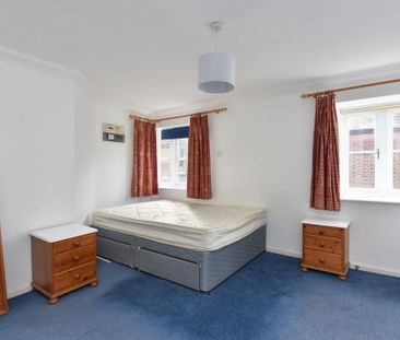 2 bedroom apartment to rent - Photo 4