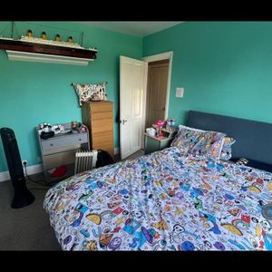 1 bedroom in a house share to rent - Photo 2