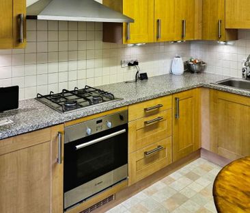 2 bedroom flat to rent - Photo 6