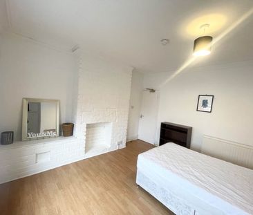 Lucas Street (room 3), Headingley, Leeds - Photo 5