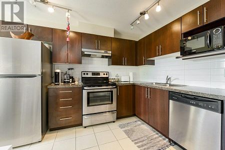 Ph3 1239 KINGSWAY, Vancouver, British Columbia - Photo 2