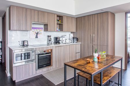 For Lease - 17 Bathurst Street Unit# 3610, Toronto, Ontario - Photo 5