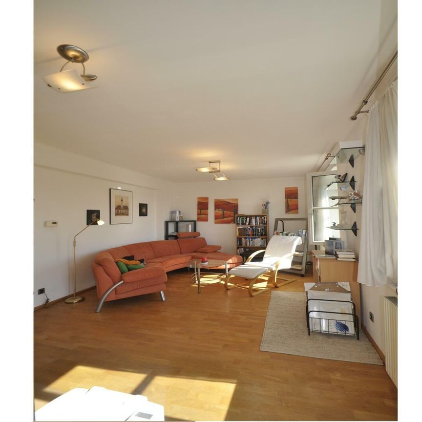 Dachterrassenwohnung in wunderschöner ruhiger Lage - Photo 1