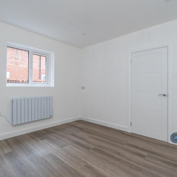 2 bedroom semi-detached house to rent - Photo 1