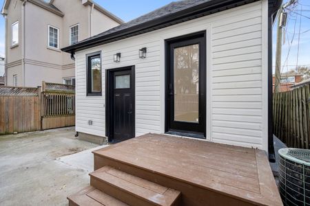 For Lease - 709 Willard Avenue Unit# Upper, Toronto, Ontario - Photo 2