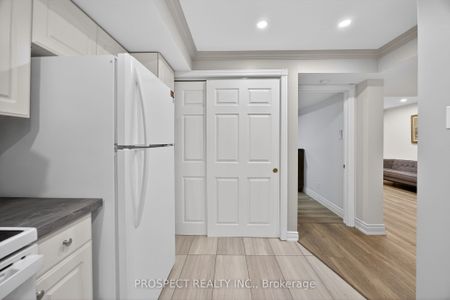 76 Logan Court - Photo 2