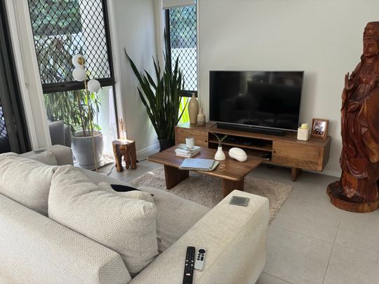 Indooroopilly - Photo 1