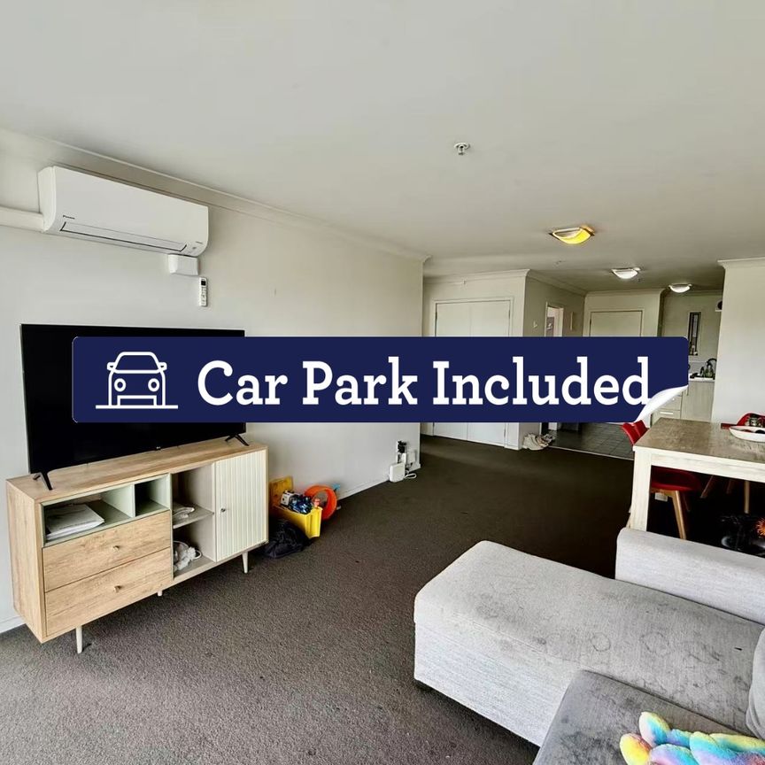 City-Fringe Living – Modern Apartment in Eden Terrace - Photo 1