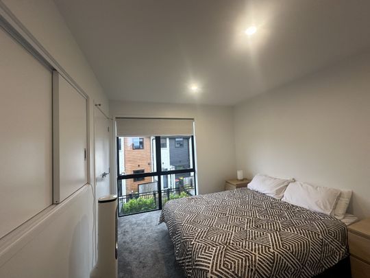 Unit 7, 170 Don Buck Road, Massey, Auckland - Photo 1