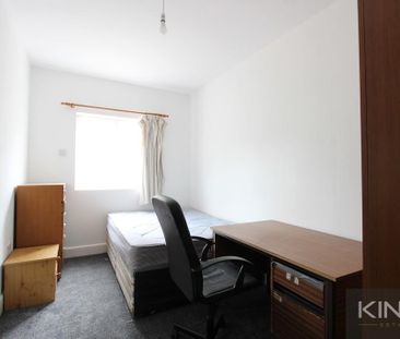 5 bedroom semi-detached house to rent - Photo 6