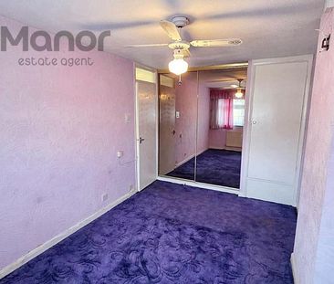 4 bedroom terraced house to rent - Photo 6