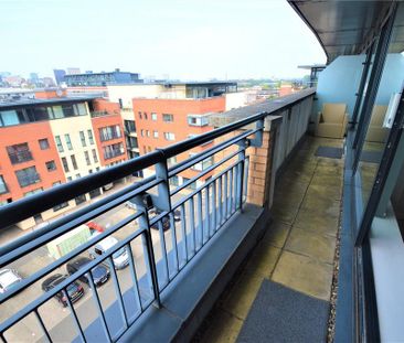 1 bedroom flat to rent - Photo 2