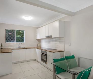 Modern Townhouse in Heart of Cleveland - Photo 5