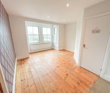 4 bedroom detached house to rent - Photo 3