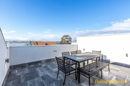 A Sophisticated Sanctuary of Style - Photo 4