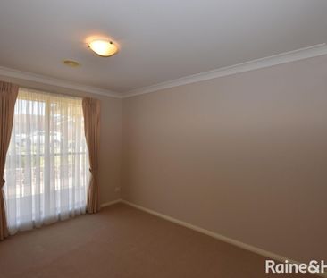 47 Lister Drive, Orange, NSW 2800 - Photo 1