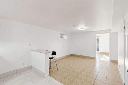 For Lease - 129 Melrose Street, Toronto, Ontario - Photo 5