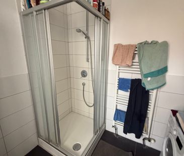 S-Bad Cannstatt: Gepflegte 3-Zi.-Whg. mit EBK und TL-Bad * 75qm * 3... - Foto 1