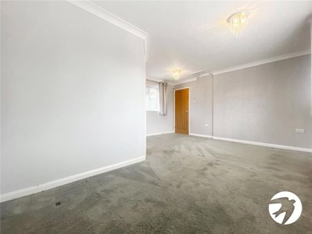 4 bedroom end of terrace house to rent - Photo 4