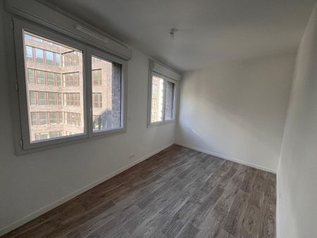 location Appartement T3 DE 64.8m² À BOBIGNY - Photo 2
