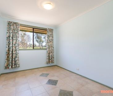 1 Warby Place, Charnwood ACT 2615 - House For Rent | Domain - Photo 3