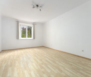 Perfekt für uns: 2,5-Zimmer-Wohnung mit durchdachter Raumaufteilung - Photo 2