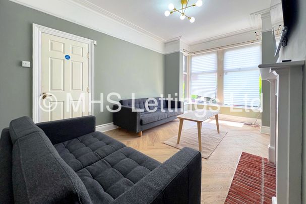 6 Bedroom Mid Terraced House for rent in Ash Road - Photo 1