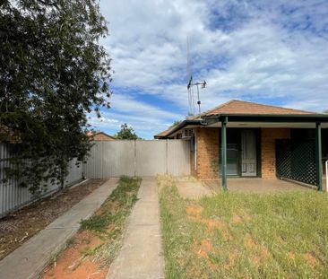 3 Roberts Crescent, Port Augusta SA 5700 - Photo 6