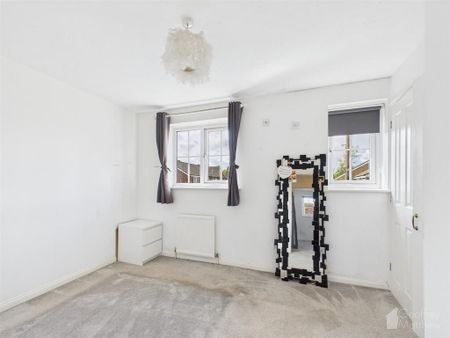 2 bedroom terraced house to rent - Photo 4