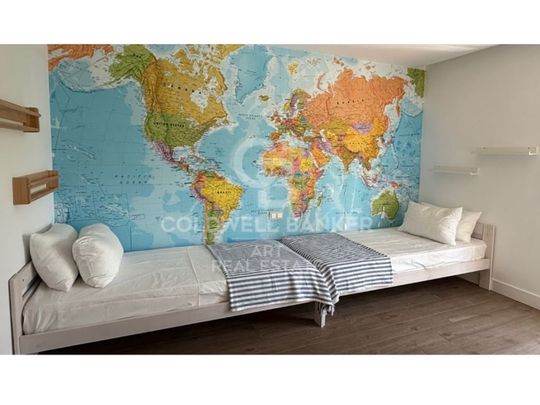 3 room luxury penthouse for rent in Marbella, Spain - Photo 1