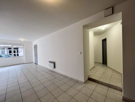 Location Appartement 3 pièces 83m² LA CIOTAT 13600 - Photo 5