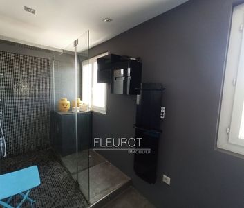 Location Appartement 3 pièces 63m² LA CIOTAT 13600 - Photo 5