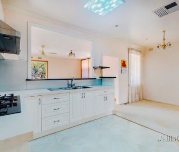 8 Nash Street, Glen Iris, Melbourne - Photo 5