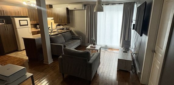 Magnifique Condo 3½ TOUT MEUBLÉ Et TOUT - Photo 2