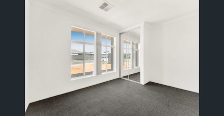 Brand New Stunning Light-Filled Home – Move-In Ready ASAP - Photo 5