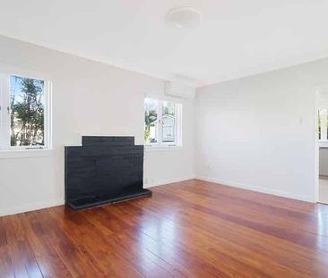 Spacious Three-Bedroom Home with Large Garden – Mount Roskill - Photo 3