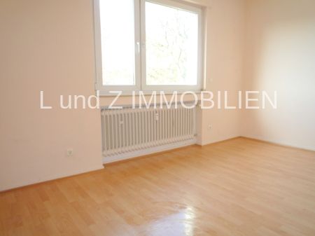 * Helle 3 Zimmer Wohnung mit Balkon * NUR BERUFSTÄTIGE Mieter erwünscht - Photo 4