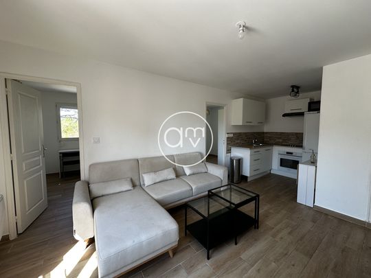Location Appartement 3 pièces 39m² LA FARLEDE 83210 - Photo 1