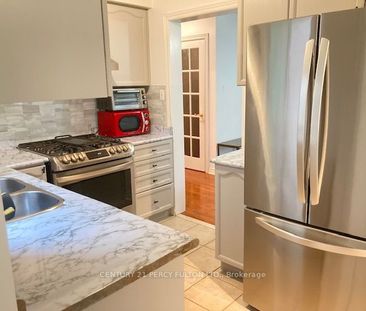 For Lease - 27 Whitewater Street, Whitby, Ontario - Photo 3