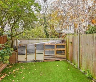 Rainbow Avenue, Isle Of Dogs, E14 - Photo 2