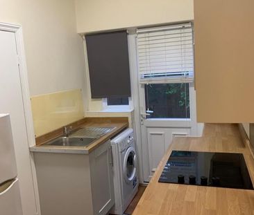 2 Bed Terraced House, Tudor Terrace, B17 - Photo 2