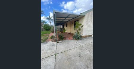 Spacious 3-Bedroom Home with Large Patio & Backyard - Close to Schools, Shops & Parks! - Photo 2