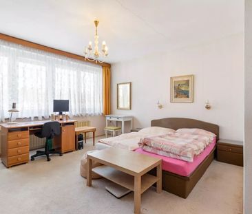 Nabízíme k pronájmu zařízený rodinný dům 5+2 se dvěma balkony a pro... - Photo 4