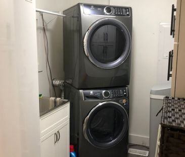 For Lease - 12 49TH Street, Wasaga Beach, Ontario - Photo 3