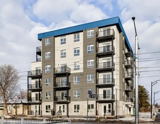 Link 95 | 9502 86 Street Northwest, Edmonton - Photo 1