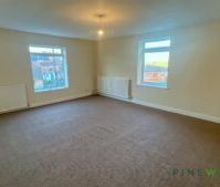 2 BEDROOM Flat - Photo 5